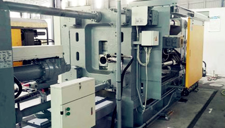 如何解決壓鑄機(jī)加工時(shí)產(chǎn)生的氧化夾渣問題？